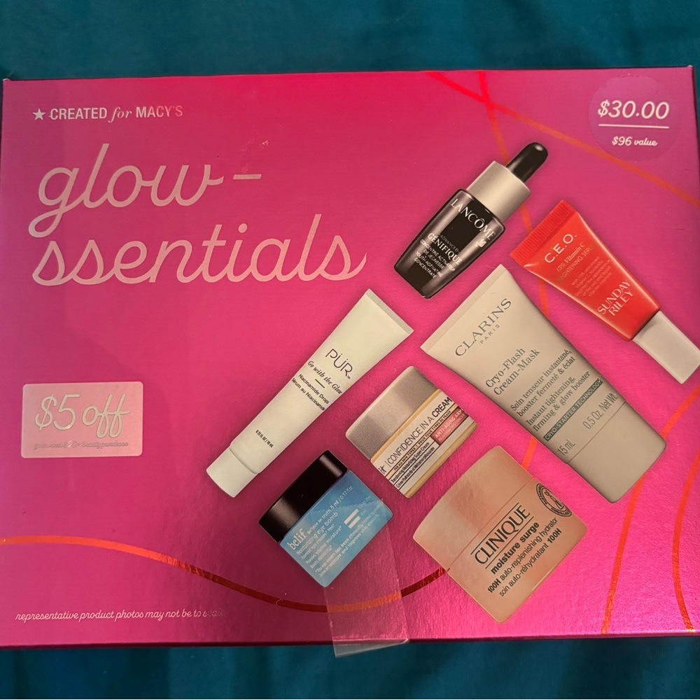 Macy’s Skincare Sampler